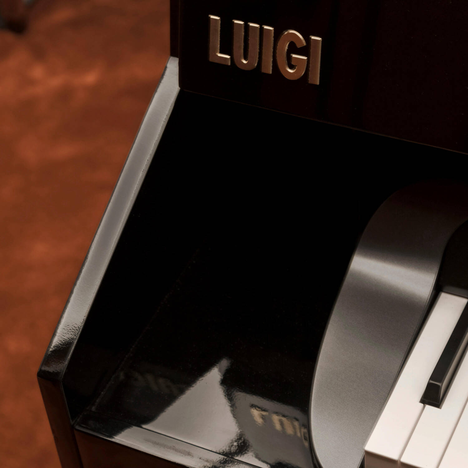 type design for luigi, a piano-bar restaurant in cannes - eschenlauer sinic